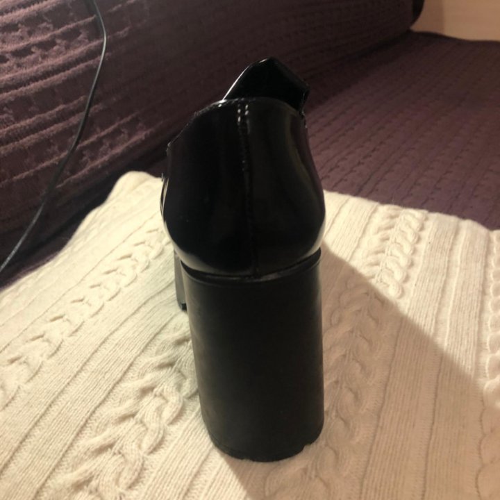 Лоферы на платформе