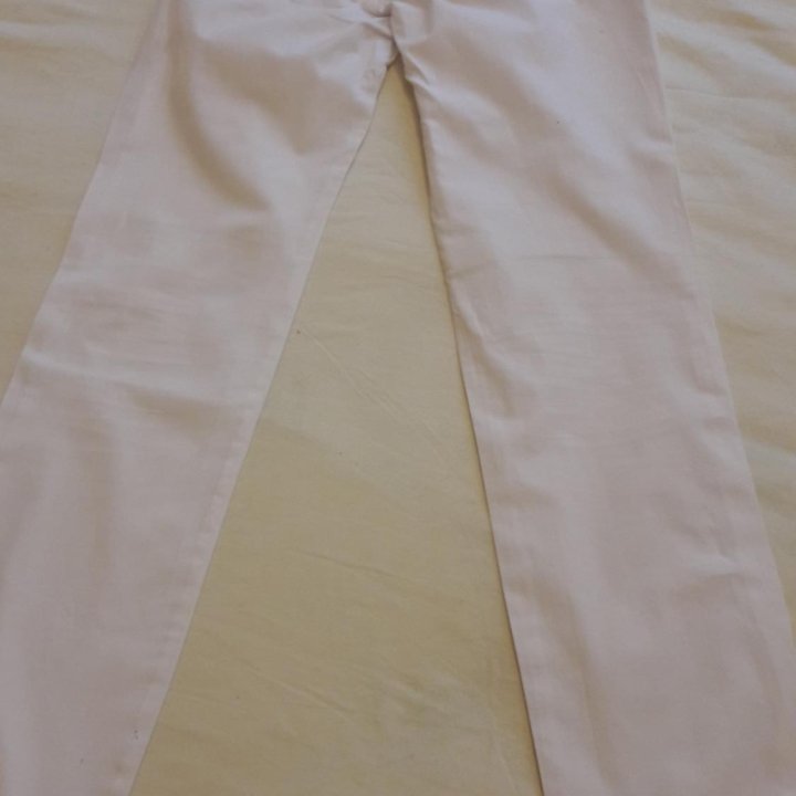 Брюки белые для девочка