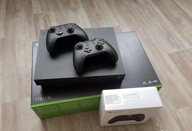 Xbox one X + доставка