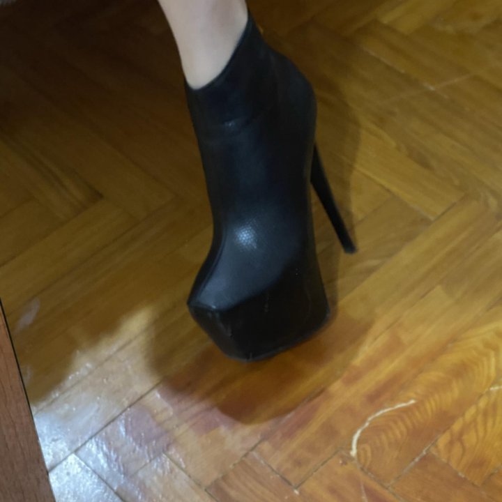 Ботильоны(полусапожки)