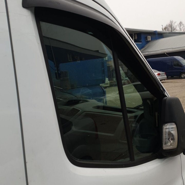 Дефлекторы ветровики на Ford Transit с 14-19г.