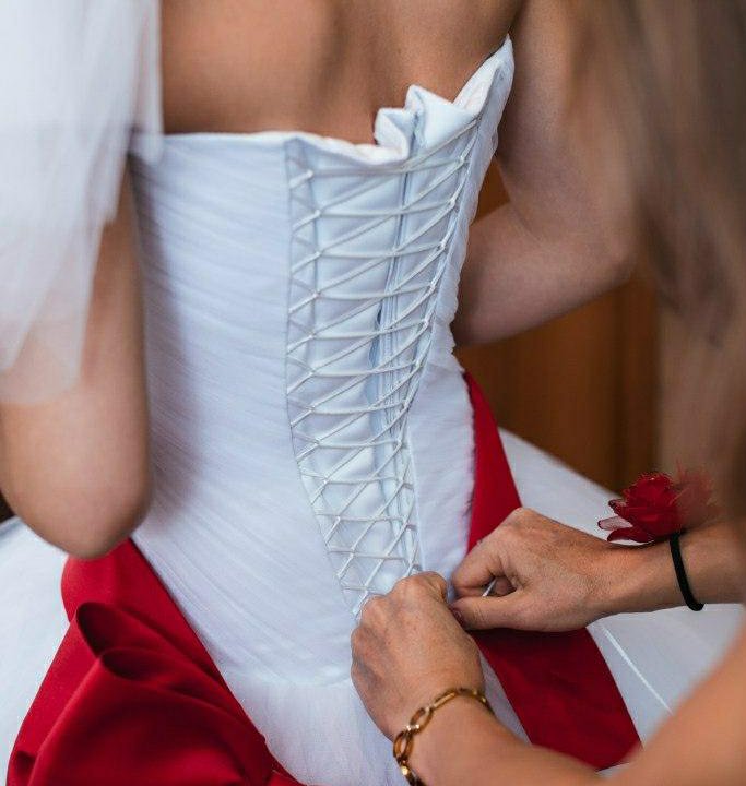 Свадебное платье