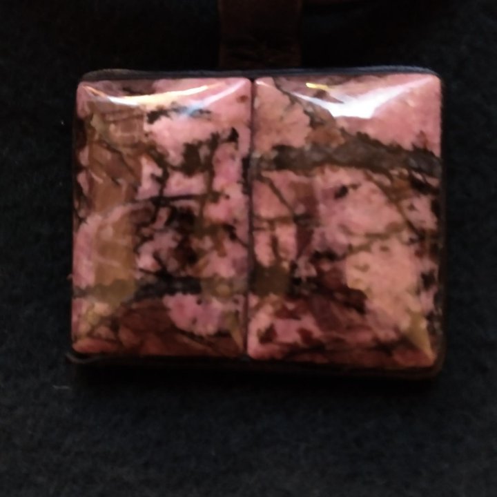 Комплект с родонитами