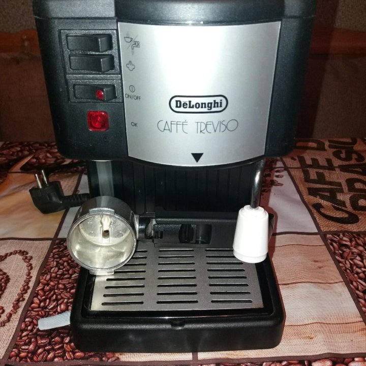 Кофеварка рожковая De Longhi Caffe Treviso