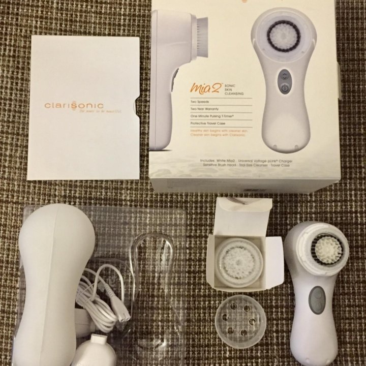 Аппарат для очищения кожи Clarisonic Mia 2 (USA)