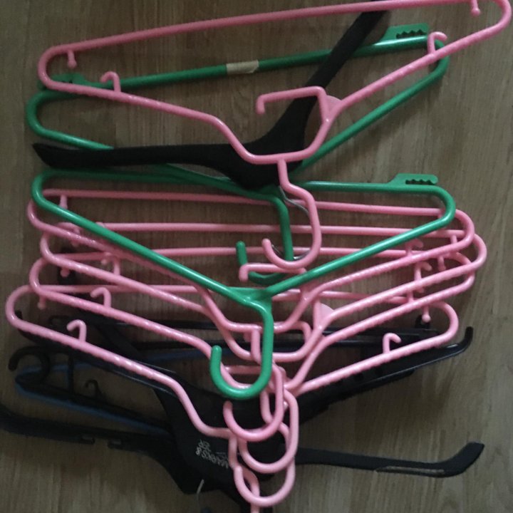 Плечики/ вешалки