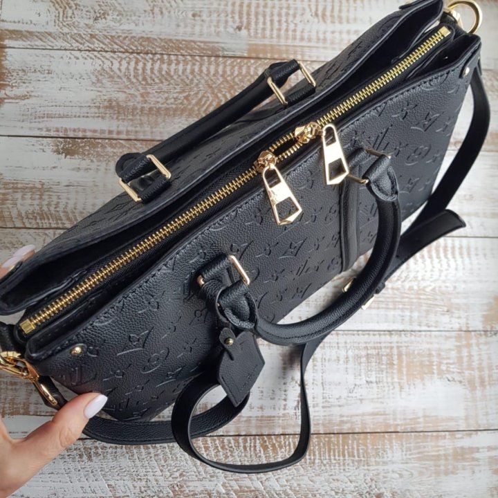 Сумка Louis Vuitton