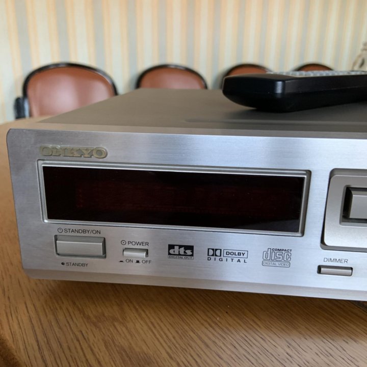 ONKYO DV-S535 DVD/Video CD/CD player