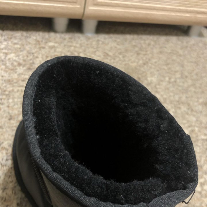 Зимние угги Ugg