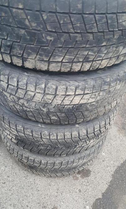 Шины лето б\у Bridgestone 265-60R18 4-2-1шт подбор