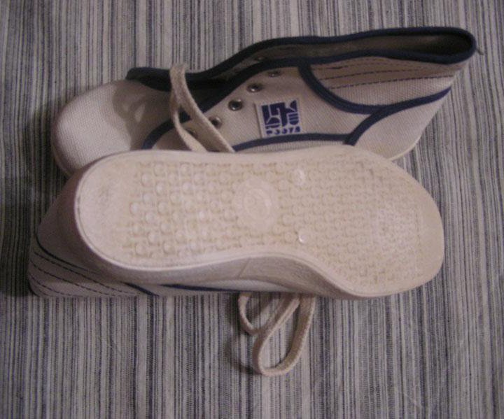 Кеды, кроссовки