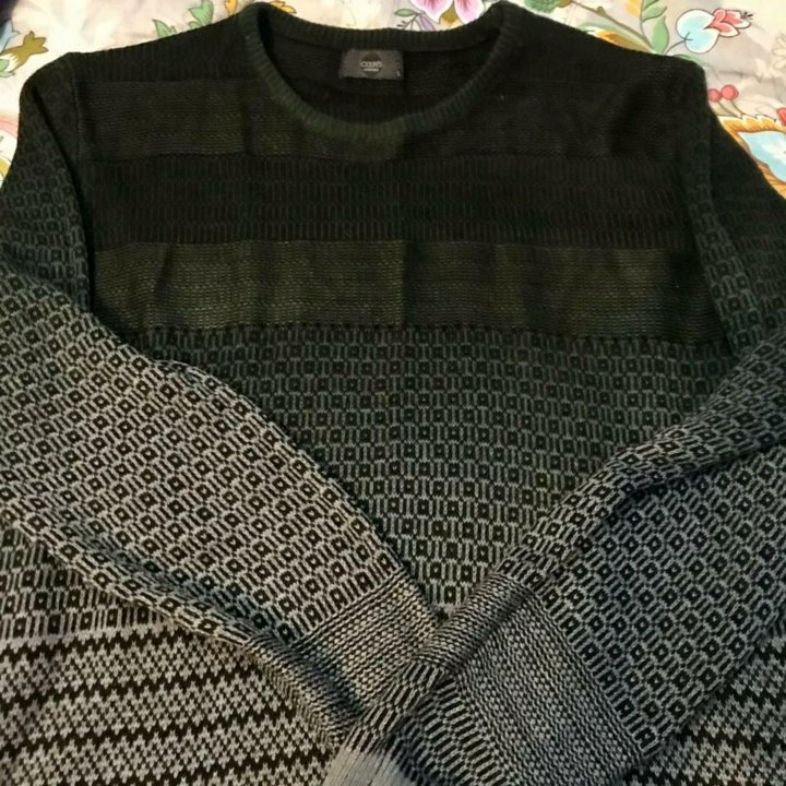 Свитер 3 шт.