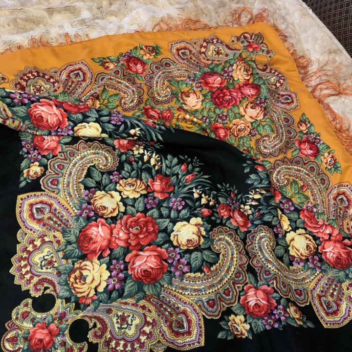 Зимний платок