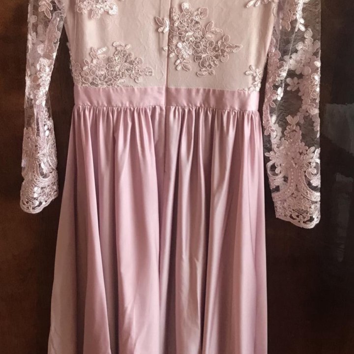 Бальное платье