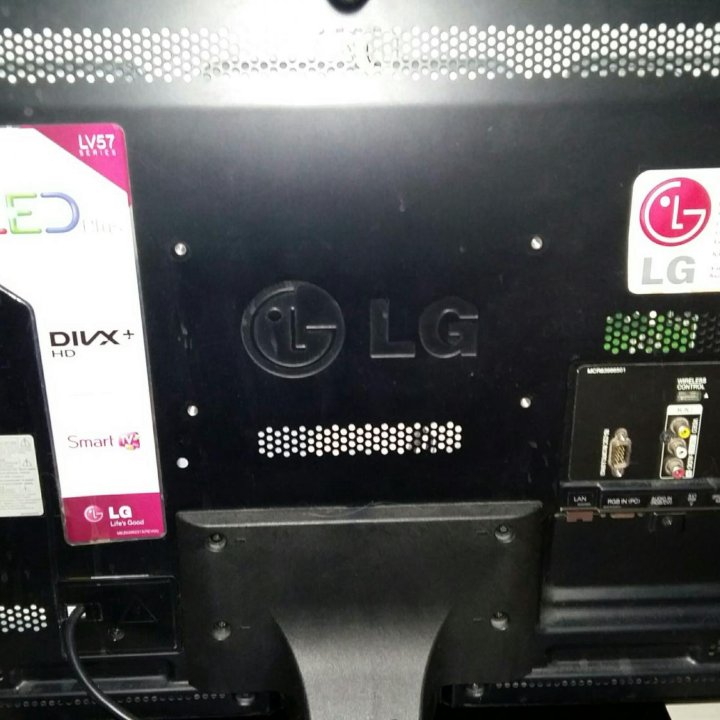 Телевизор LG 32LV571S-ZA