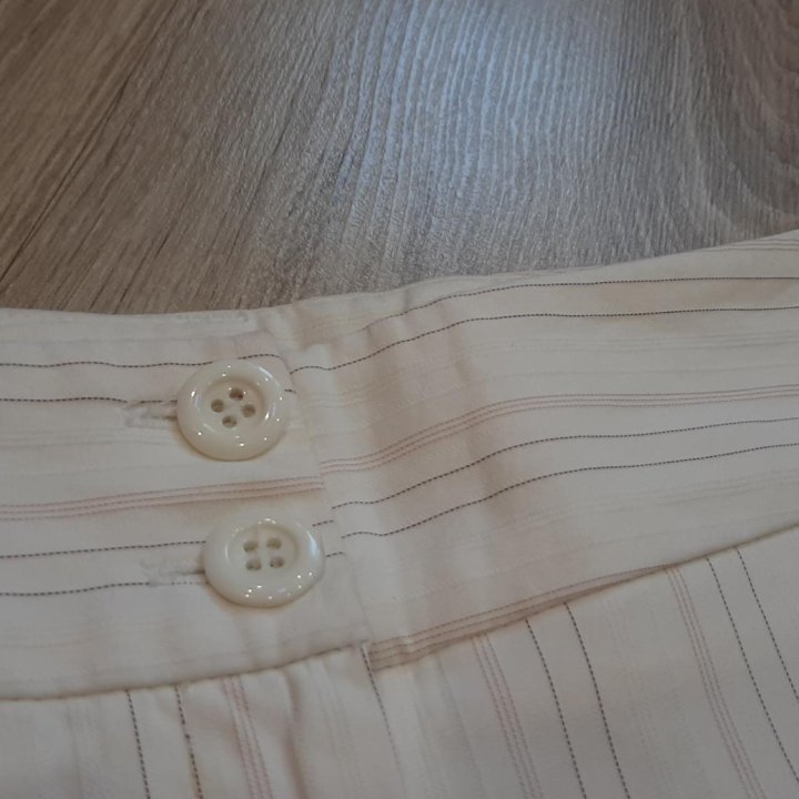 Укороченные летние брюки