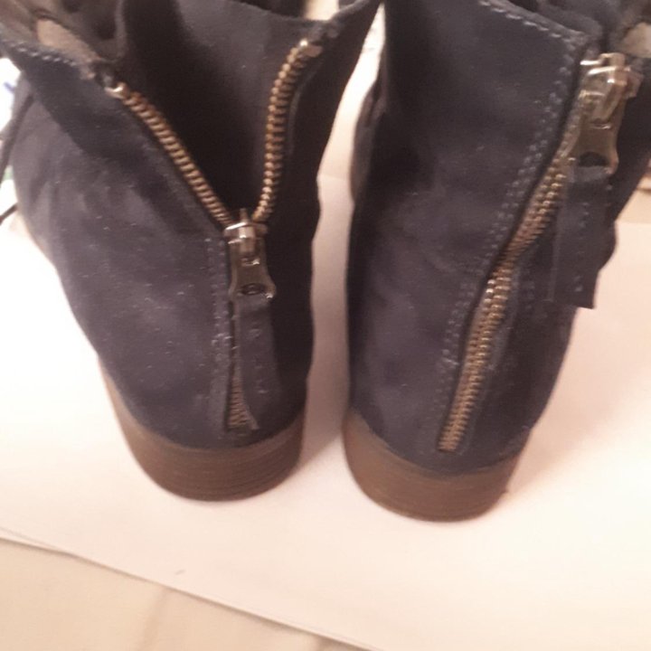 Ботинки замша 39