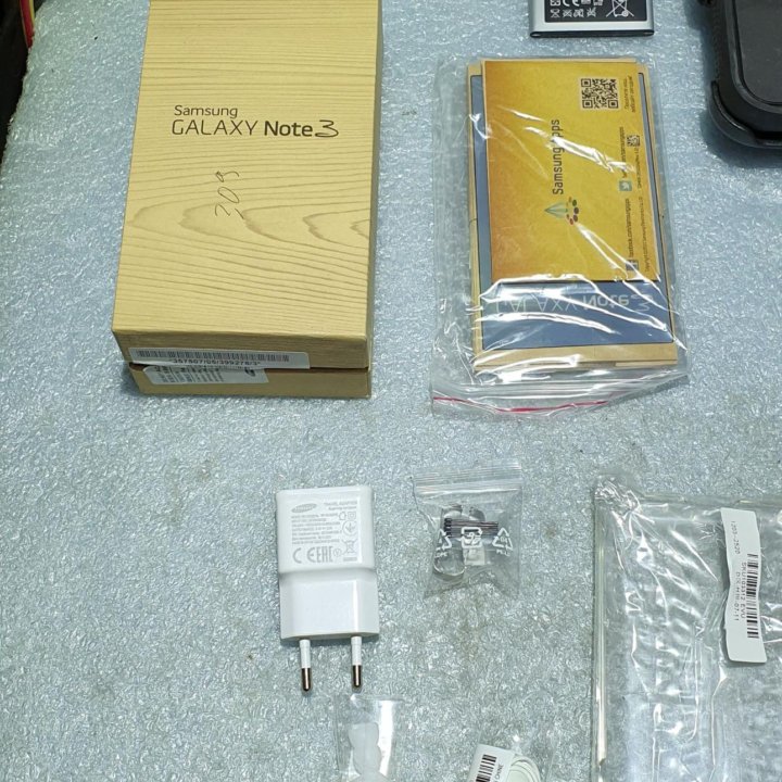 Galaxy Note 3 4 G, батарея 10Ач, кейс, много всего