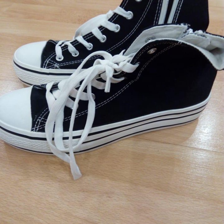 Конверсы. Кеды.