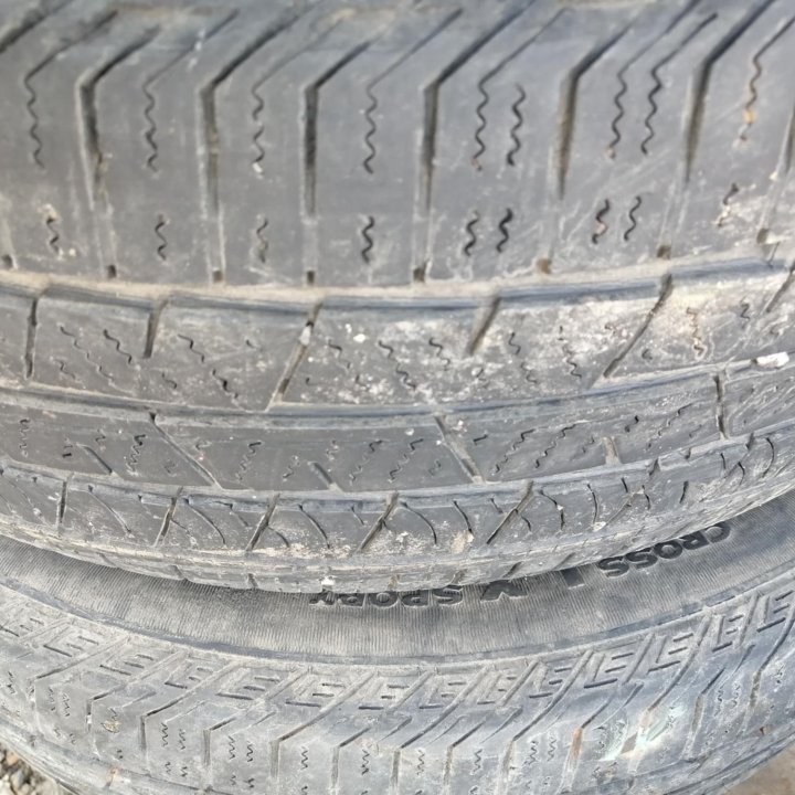 Continental 225/60 R17 99 h.