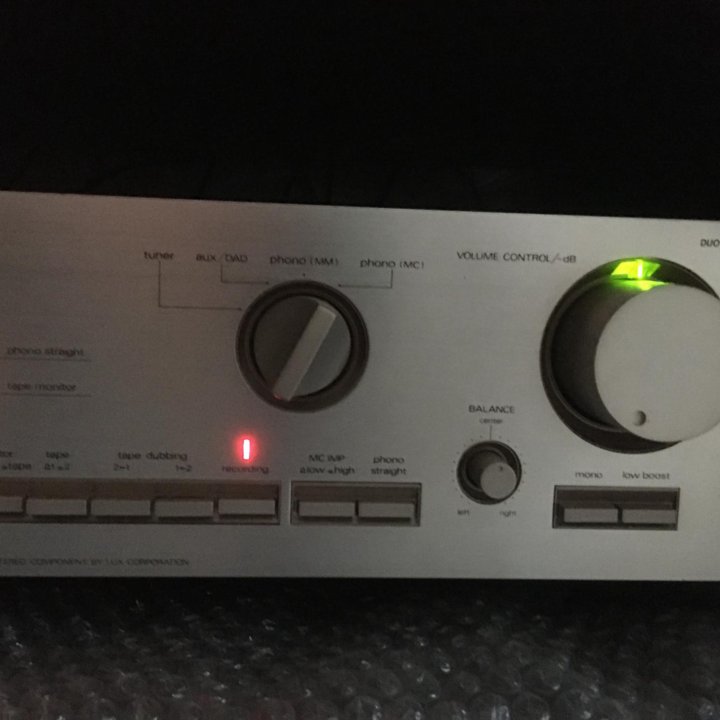 LUXMAN L-410 MADE IN JAPAN. 220V.