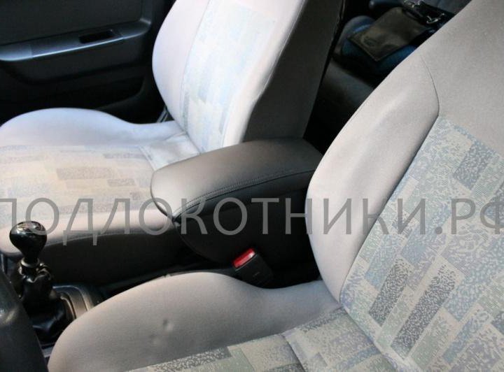 Подлокотник Daewoo Nexia