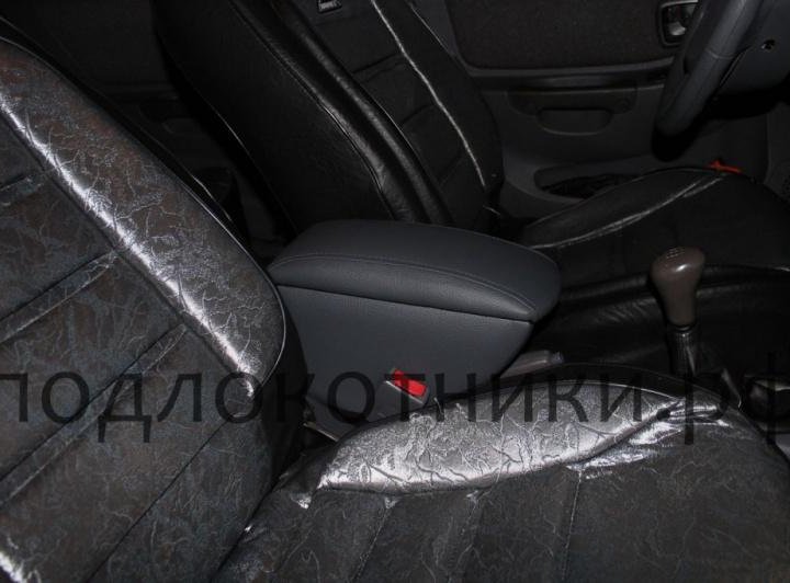 Подлокотник Hyundai Accent