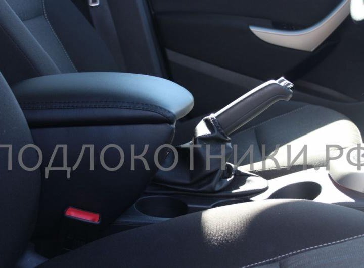 Подлокотник Opel Astra J