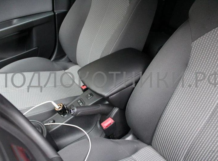 Подлокотник Seat Leon (2005-2012)