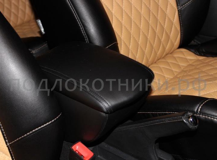 Подлокотник Skoda Octavia A4