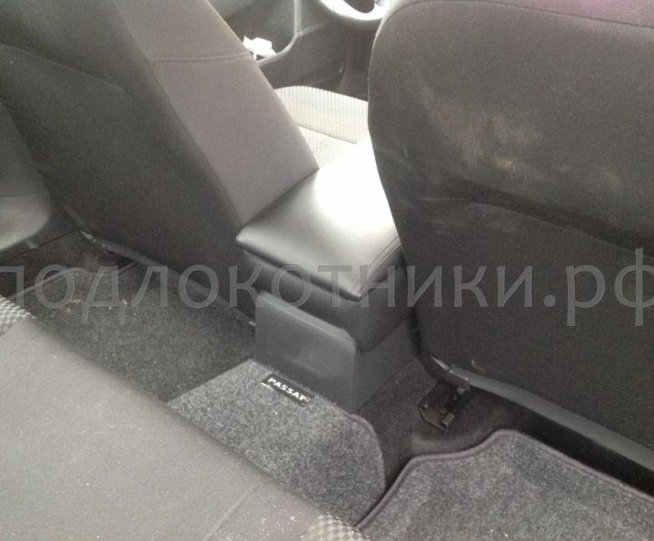 Подлокотник Volkswagen Passat B7