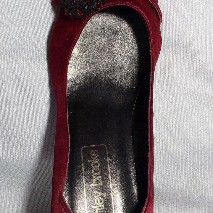 Туфли от Asley Brooke