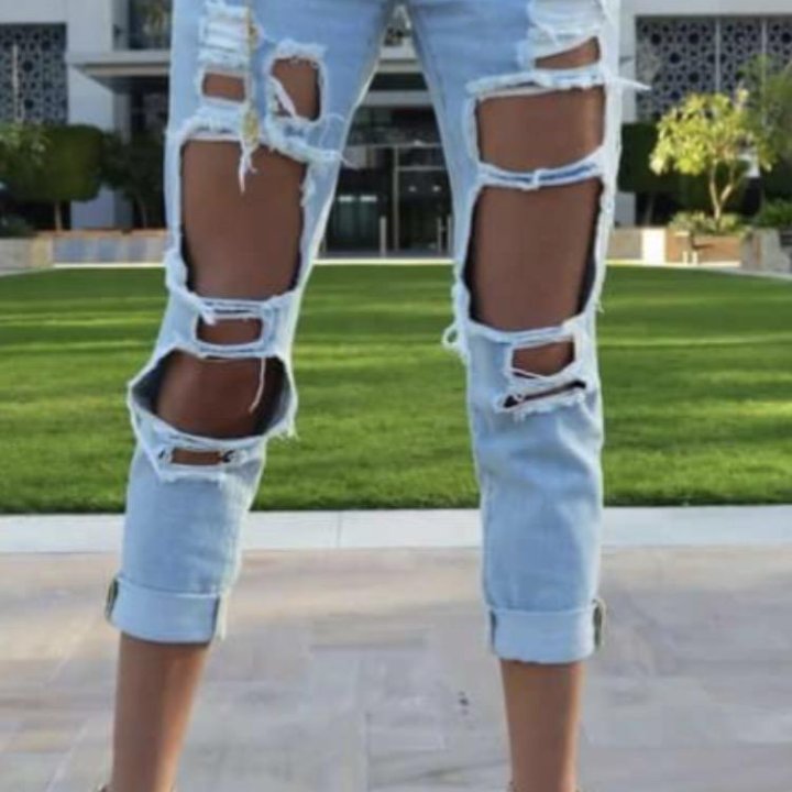 Джинсы новые