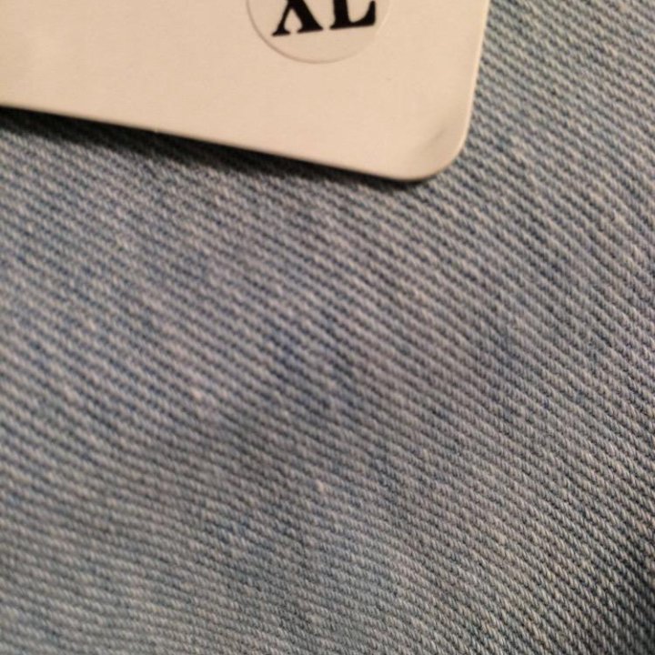 Джинсы новые