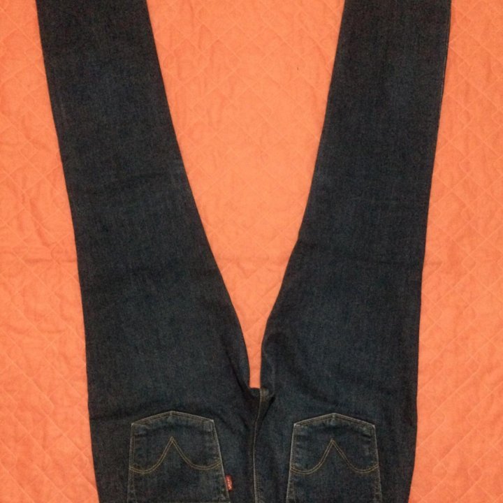 Джинсы LEVIS STRAUS