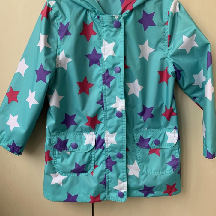 курточка- дождевик.