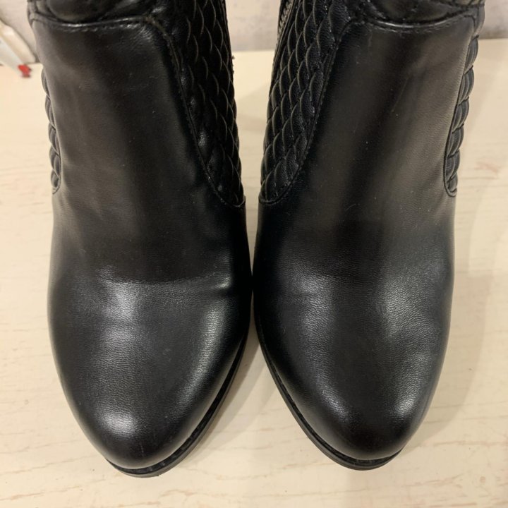 Ботильоны Zara