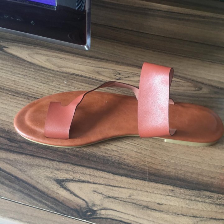 Шлепки летние