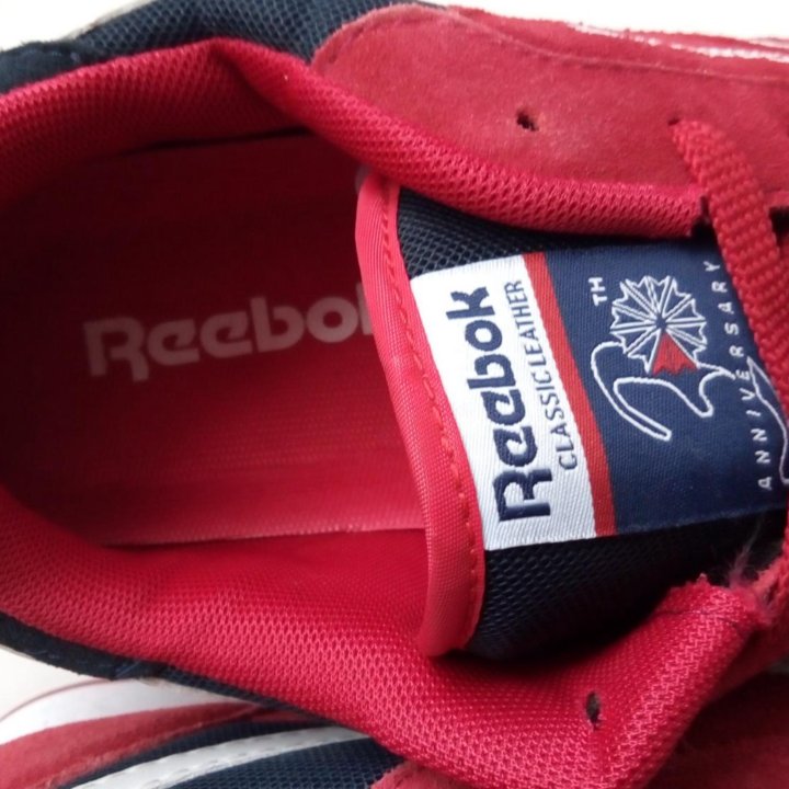 Кроссовки Reebok красные сетка