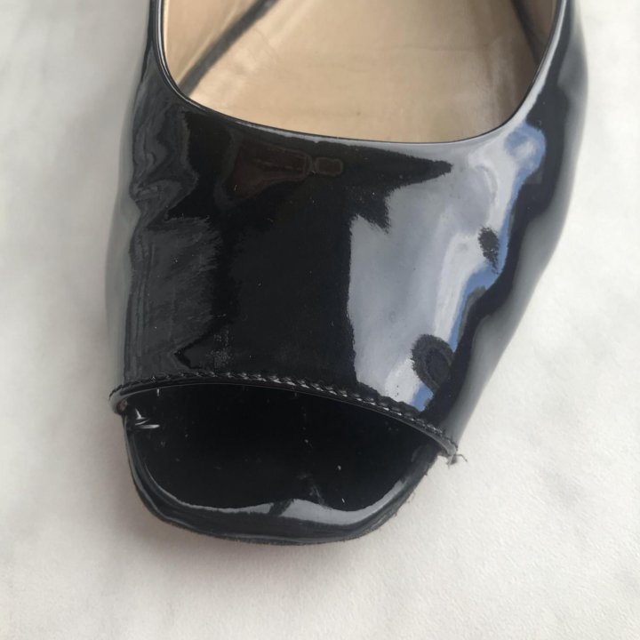 Босоножки LEZILLA