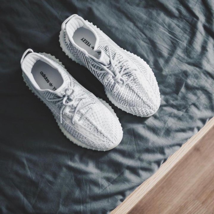  Кроссовки Adidas Yeezy 350