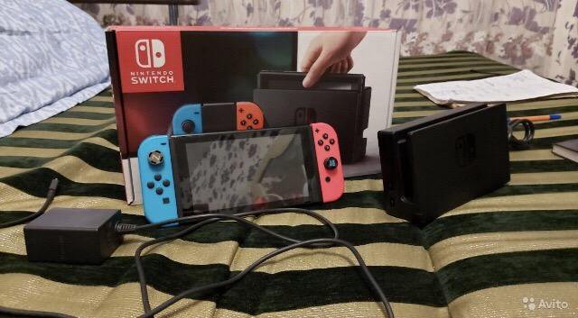 Nintendo switch ПОЧТИ НОВАЯ