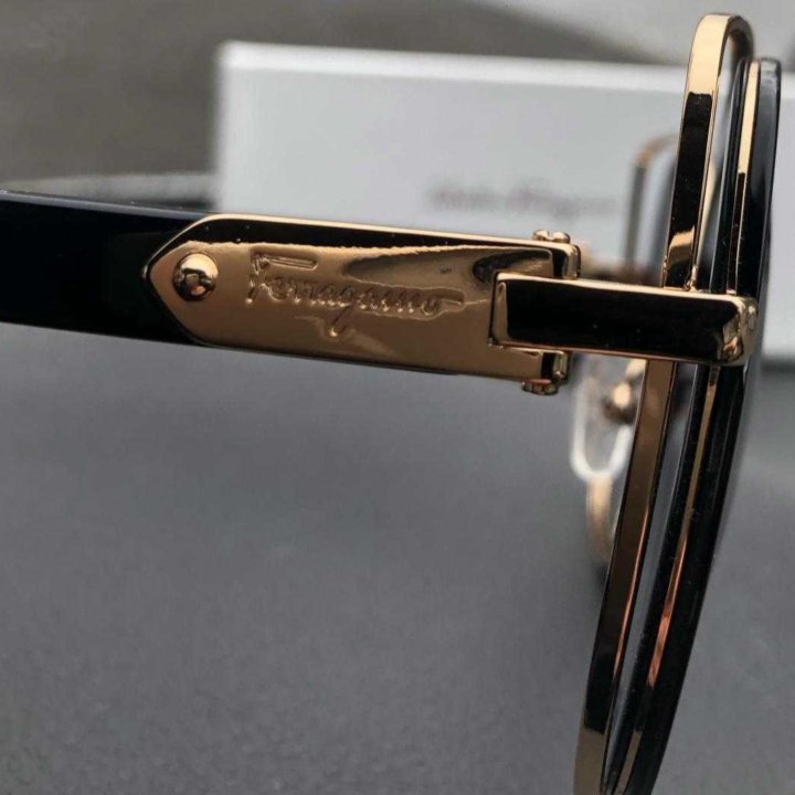 Новые очки Salvatore Ferragamo (оригинал)