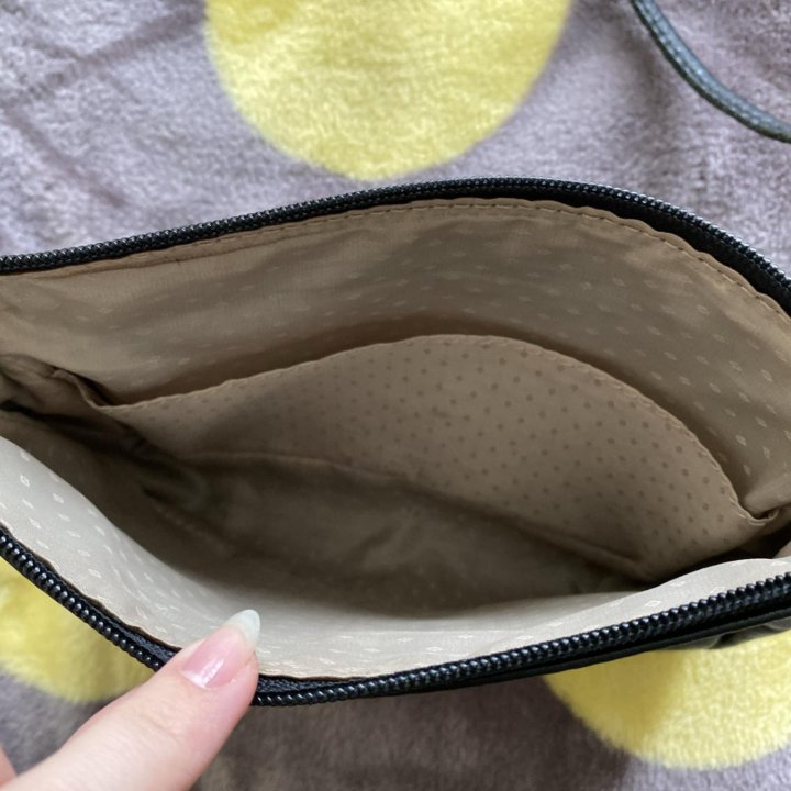 Чёрная сумка