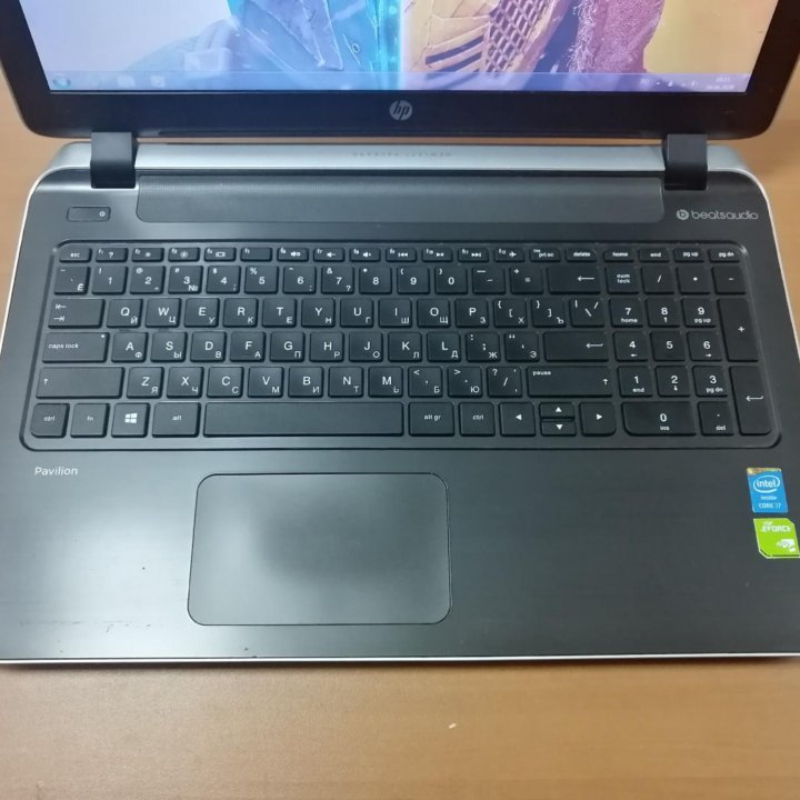 HP I7 4210 4 Ядра 1000 GB GT 840 8 GB ОЗу