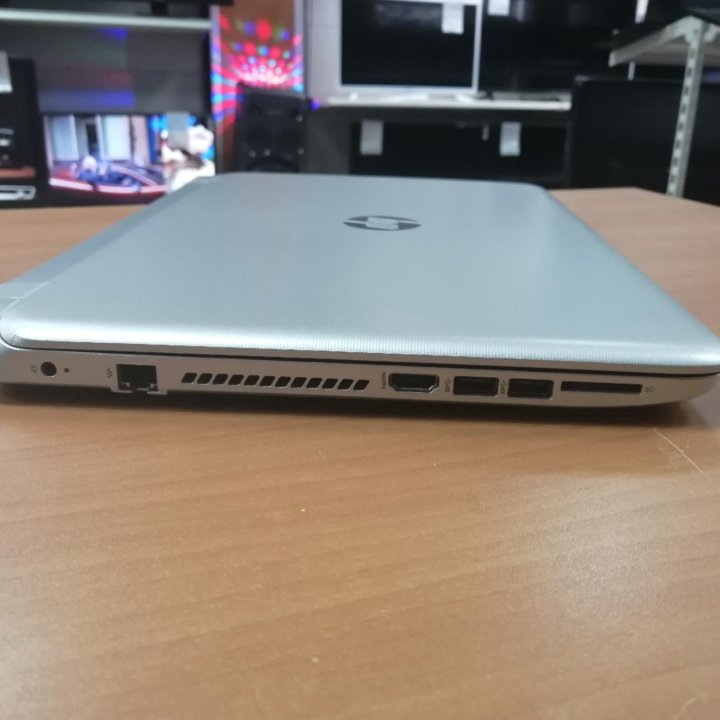 HP I7 4210 4 Ядра 1000 GB GT 840 8 GB ОЗу