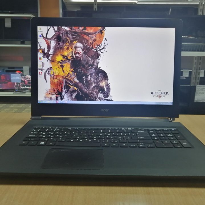 Топовый Acer 17,3 IPS FHD i7 4700HQ GTX 860 8 GB