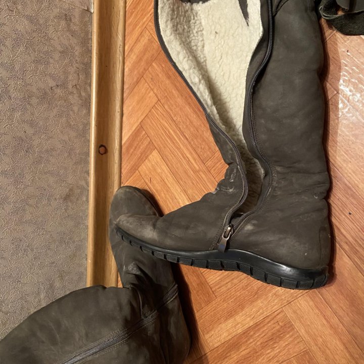 Зимние сапоги