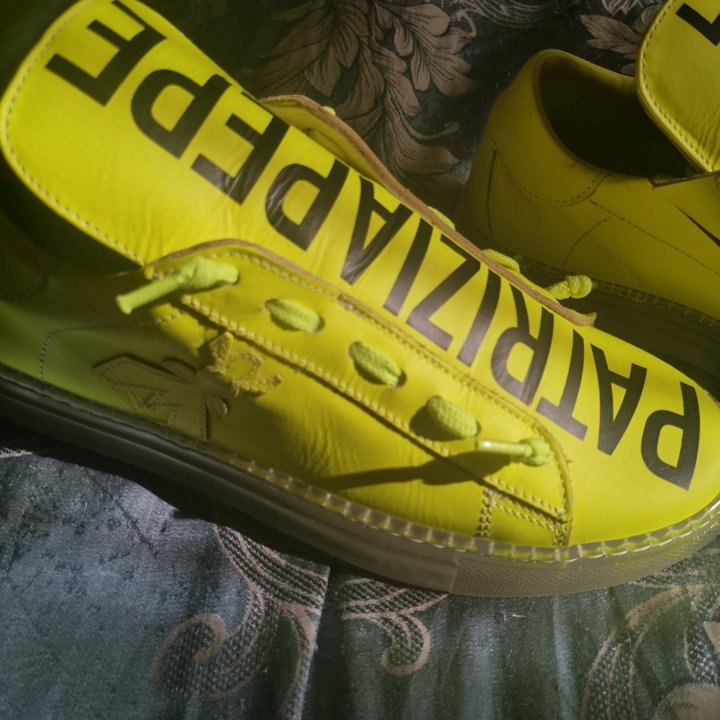 Новые кросовки