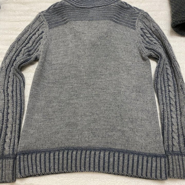 Свитер мужской